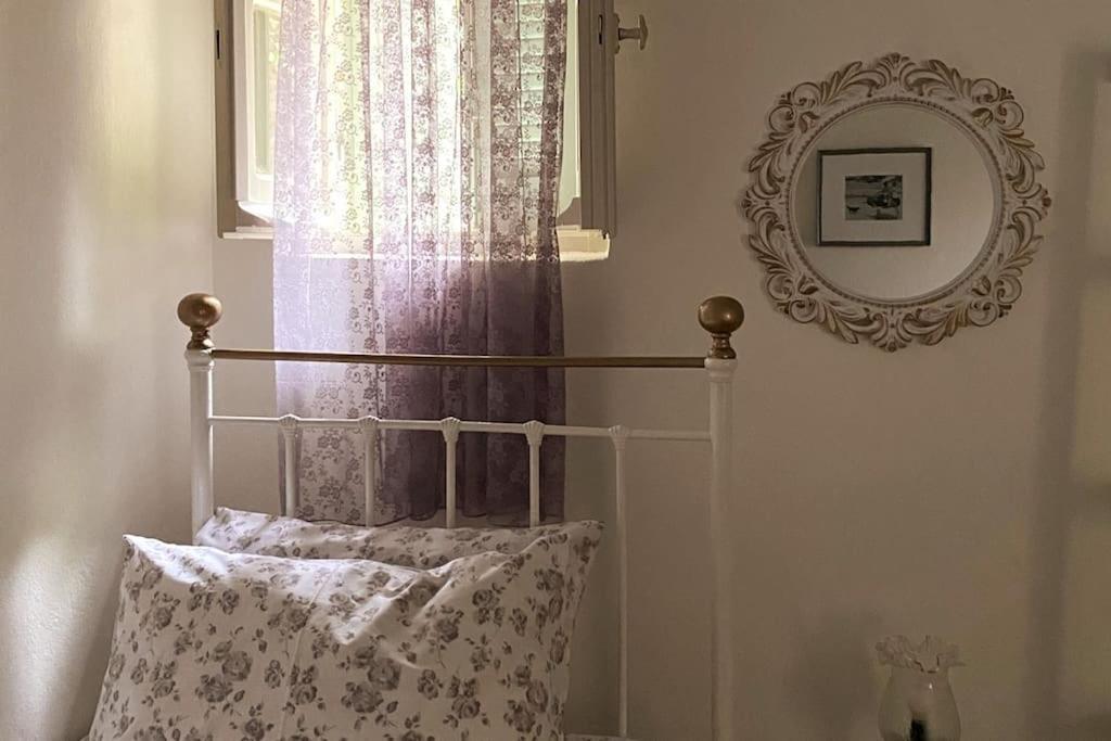 Siora Nina Charming Stone House Near Agios Gordios Villa Sinarádes Екстериор снимка